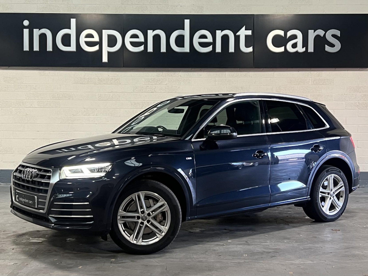 Used Audi Q5 2018 for sale - 76741825: Photo 2