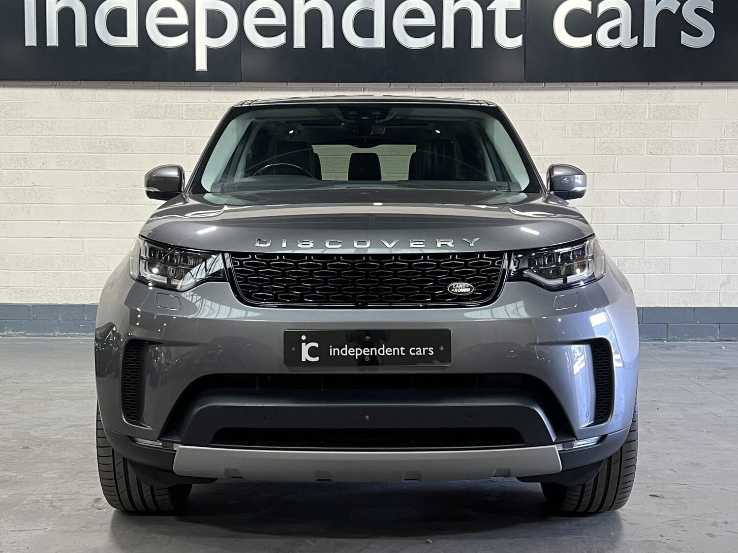 Used Land Rover Discovery 2017 for sale - 76104875: Photo 17
