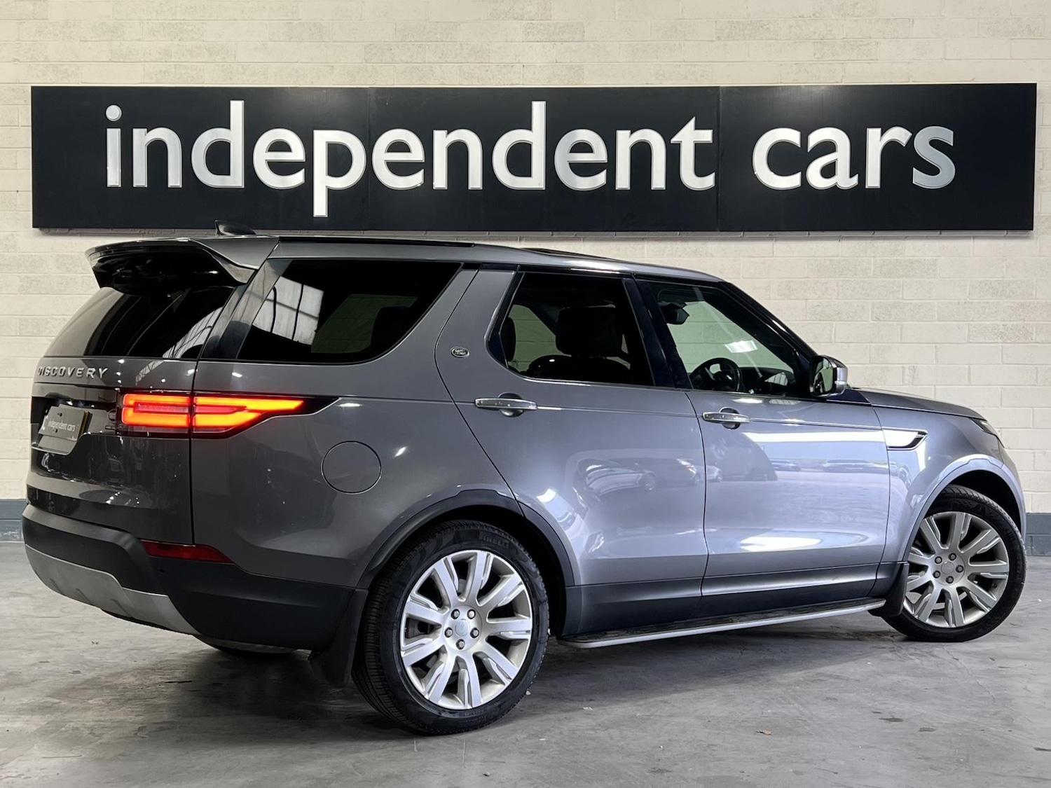 Used Land Rover Discovery 2017 for sale - 76104875: Photo 22