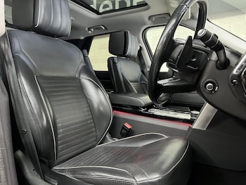 Used Land Rover Discovery 2017 for sale - 76104875: Photo 4