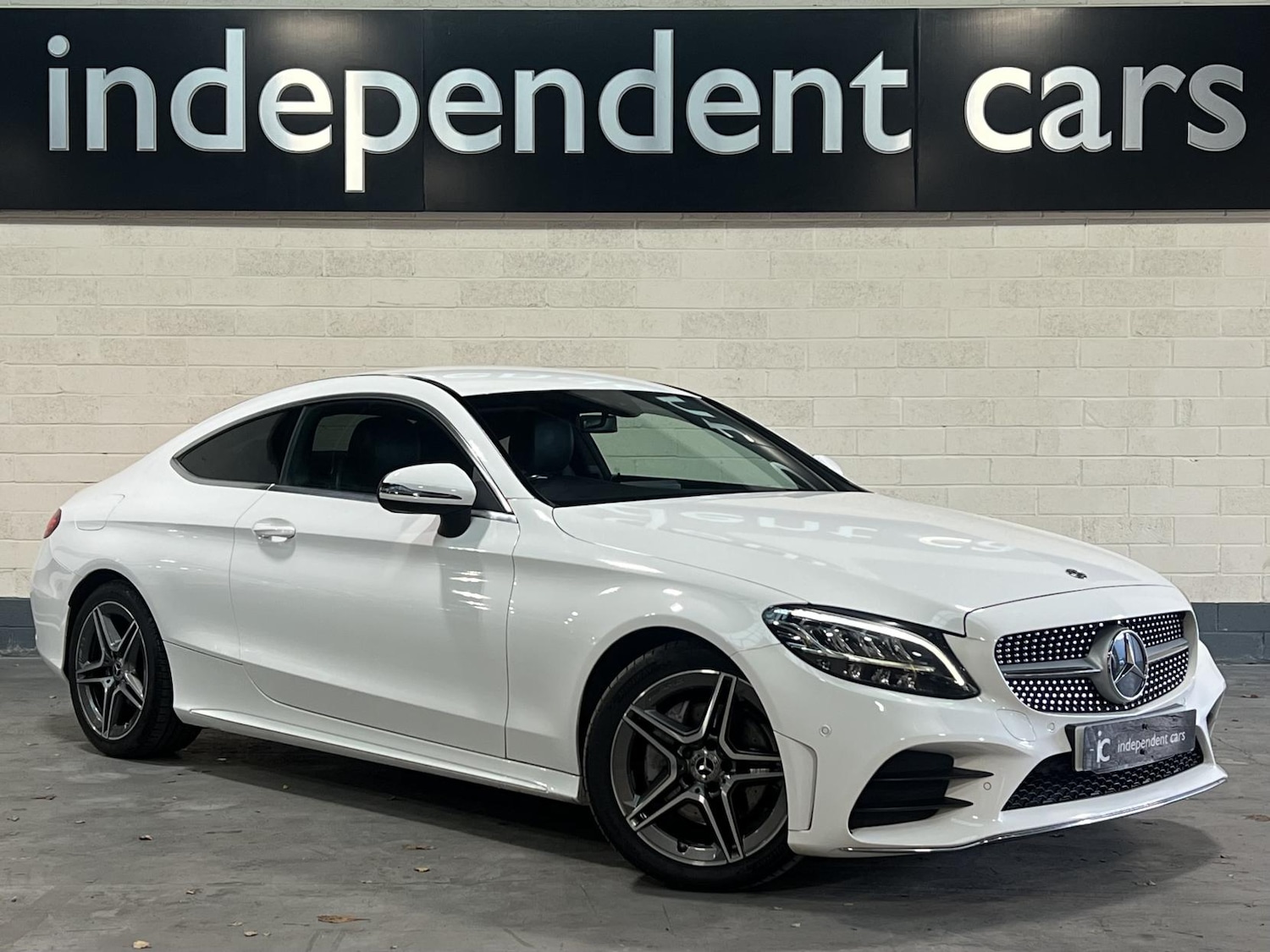Used Mercedes-Benz C Class 2019 for sale - 76796748: Photo 1