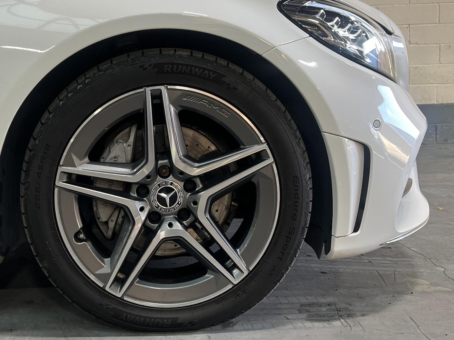 Used Mercedes-Benz C Class 2019 for sale - 76796748: Photo 5