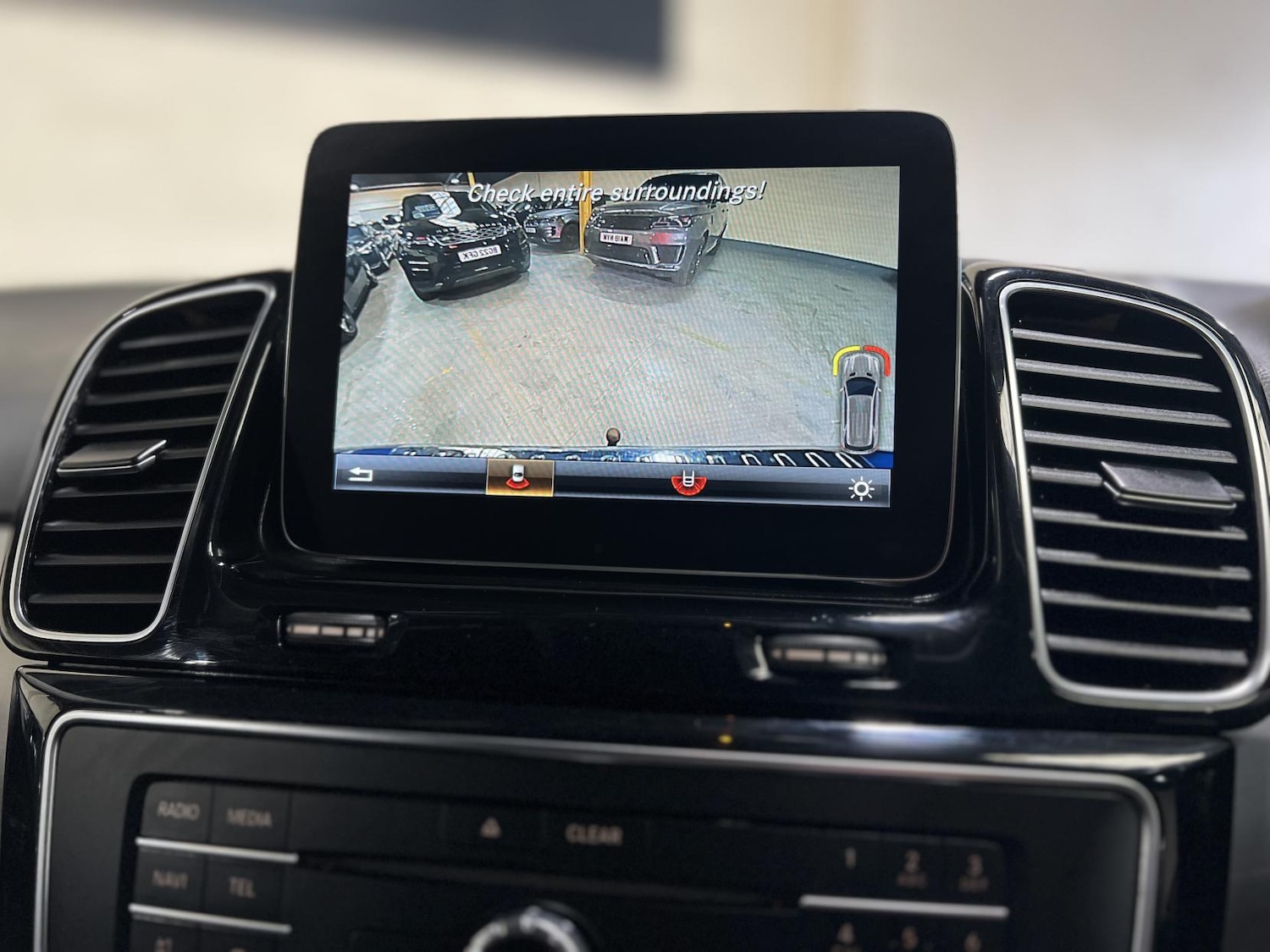 Used Mercedes-Benz GLE 2017 for sale - 76055989: Photo 8