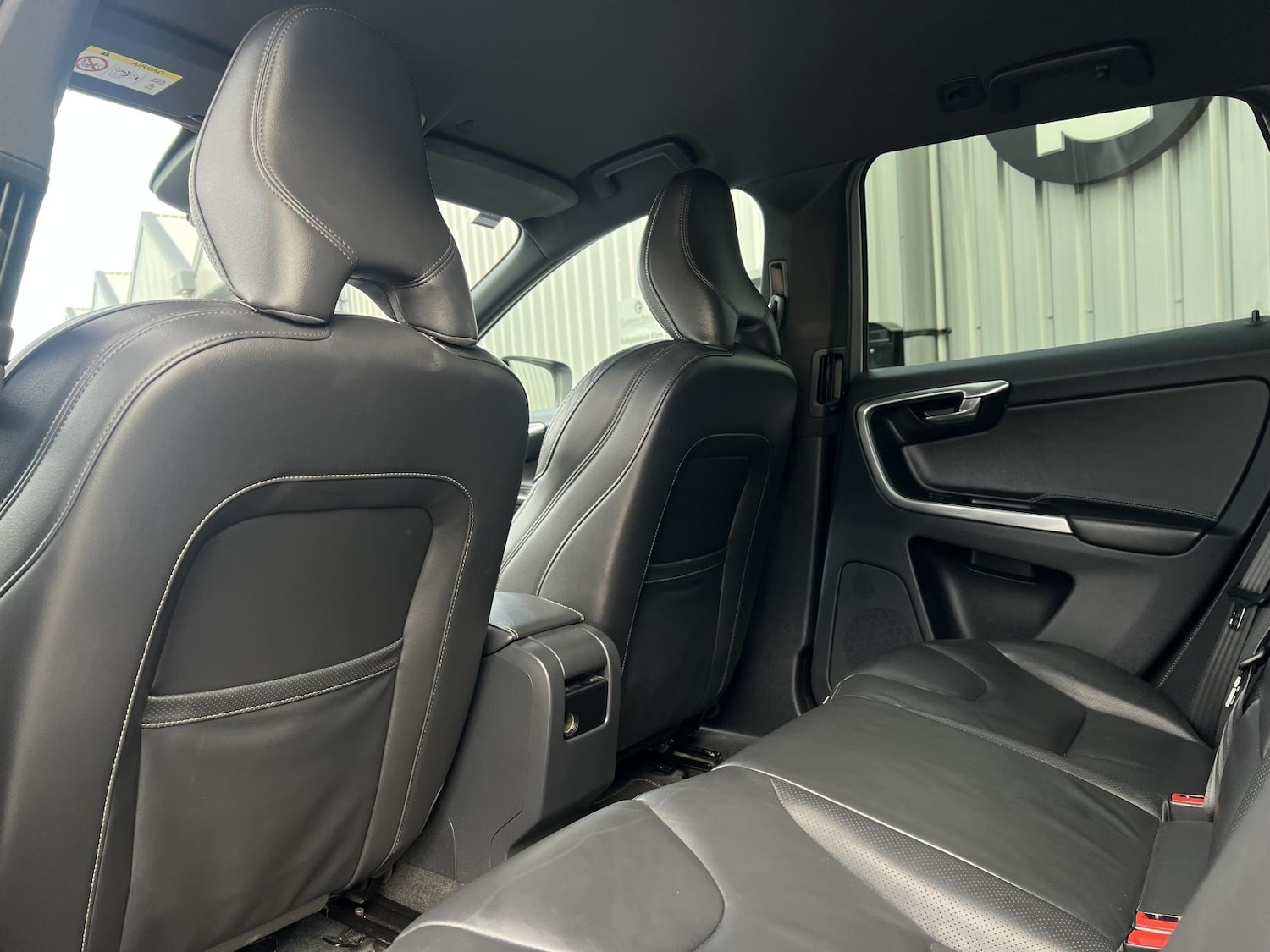 Used Volvo XC60 2017 for sale - 76525782: Photo 7