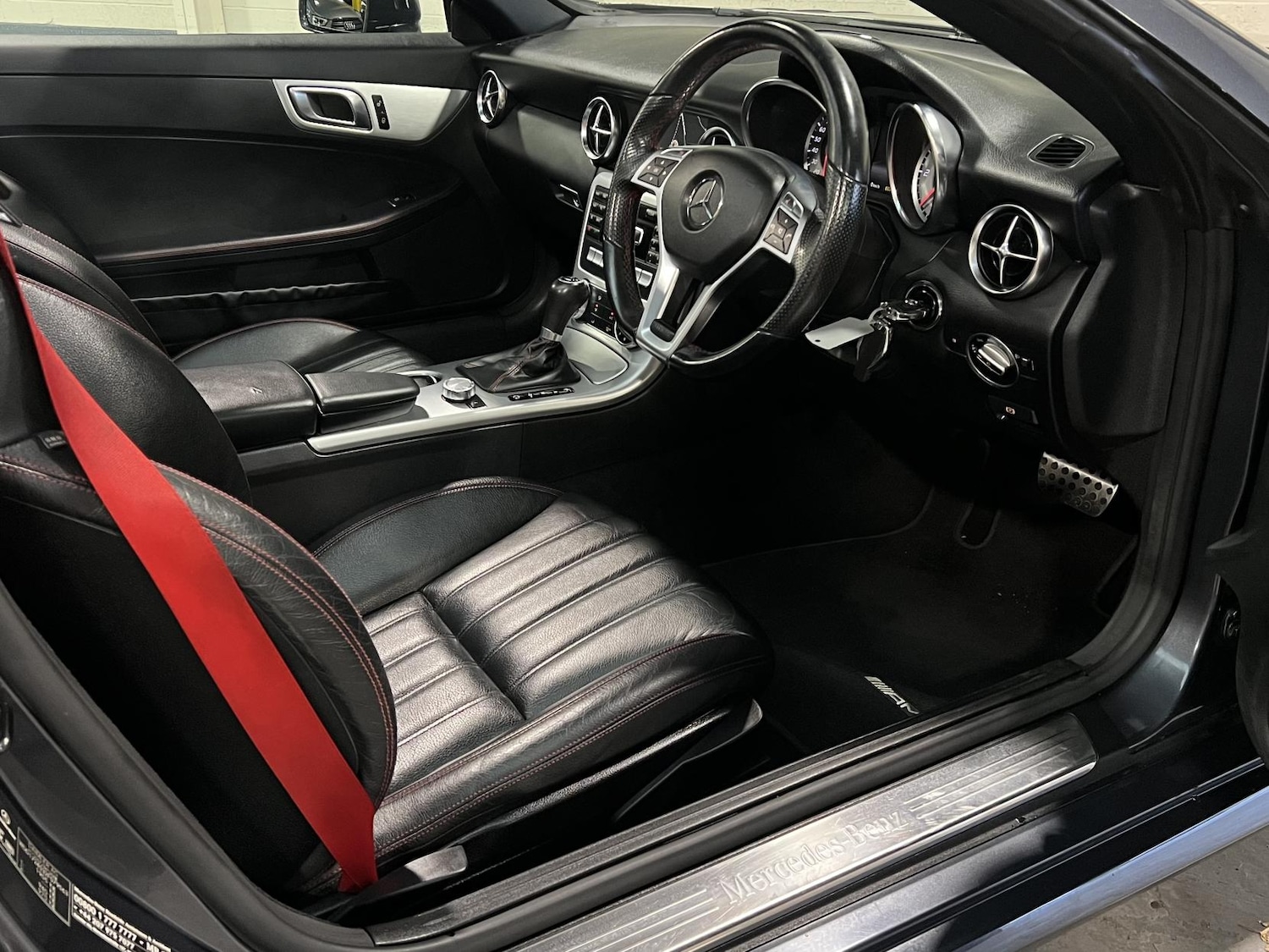 Used Mercedes-Benz SLK 2013 for sale - 76971782: Photo 10