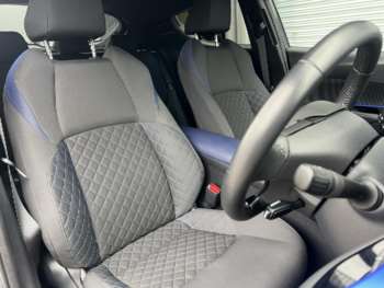 Used Toyota C-HR 2020 for sale - 74504381: Photo