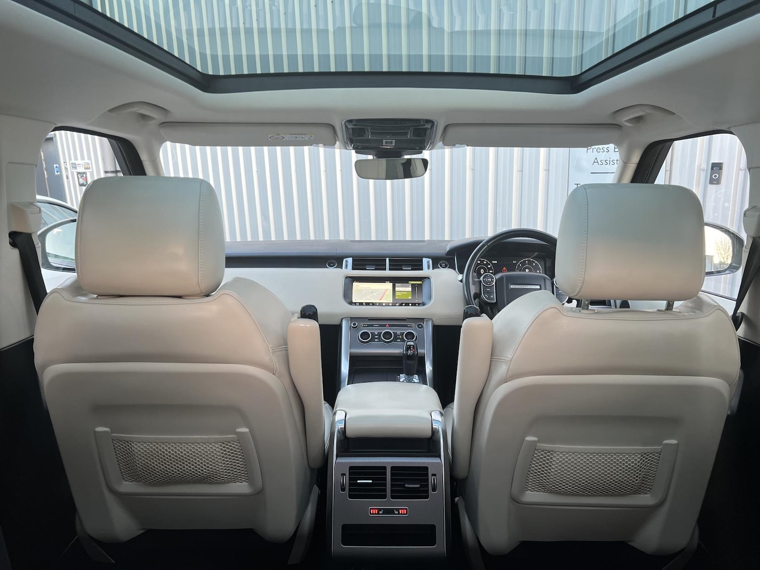 Used Land Rover Range Rover Sport 2017 for sale - 76664896: Photo 12