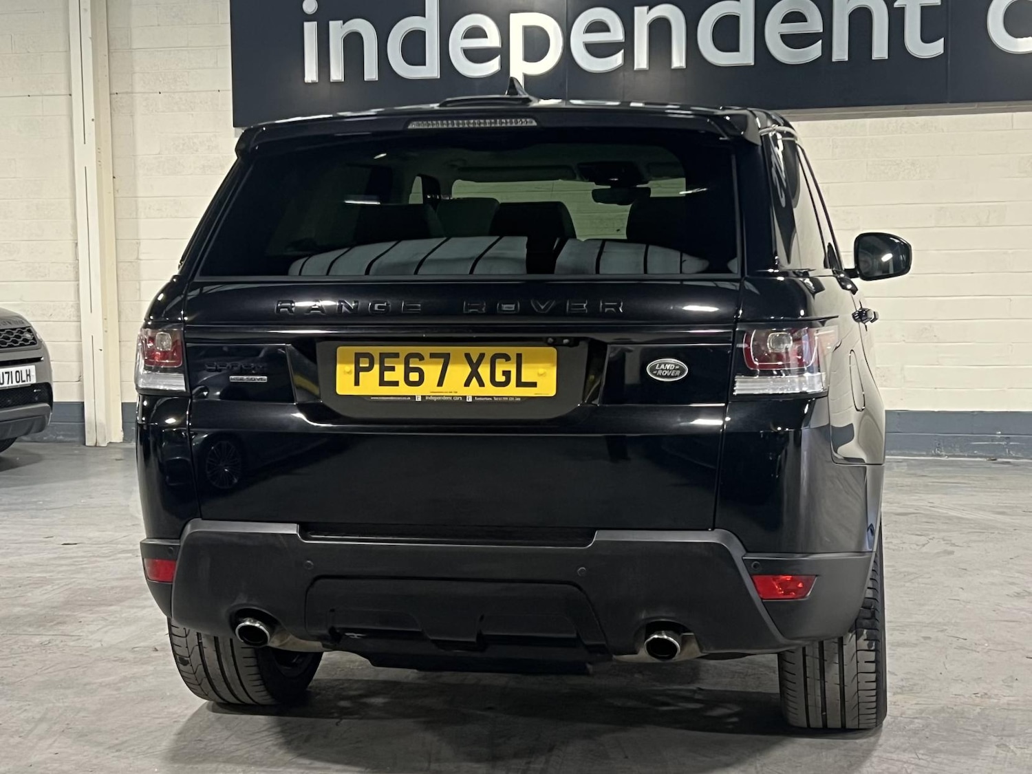 Used Land Rover Range Rover Sport 2017 for sale - 76664896: Photo 25