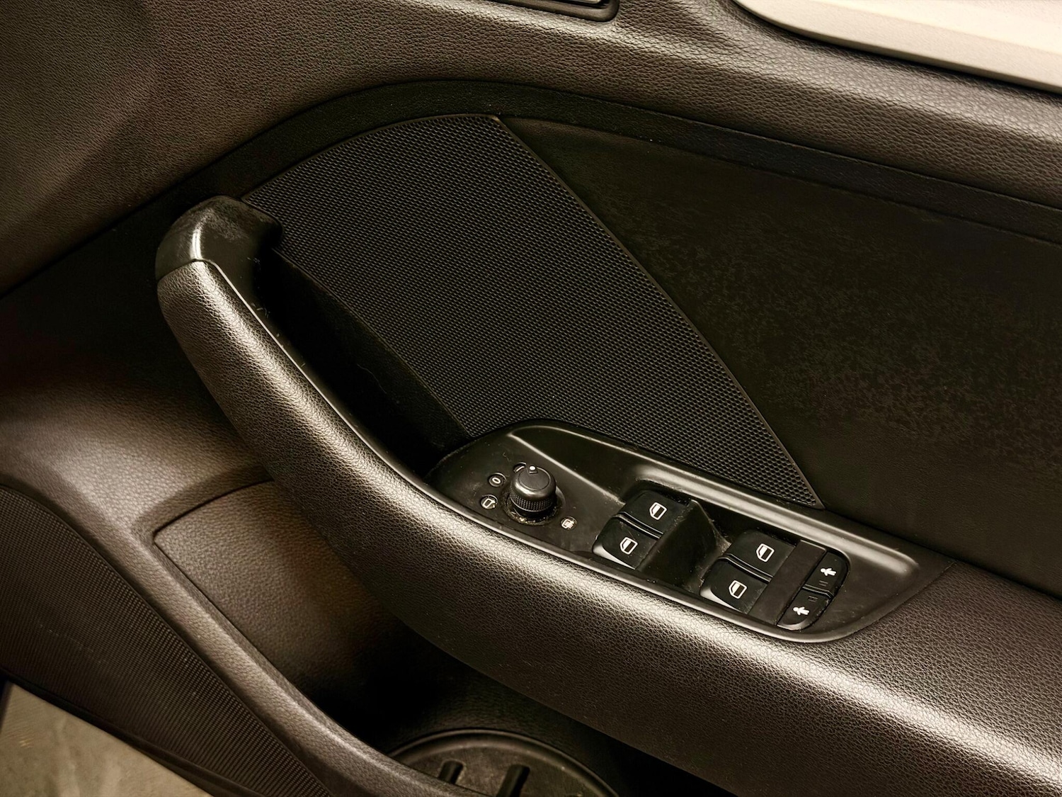 Used Audi A3 2015 for sale - 77824217: Photo 17