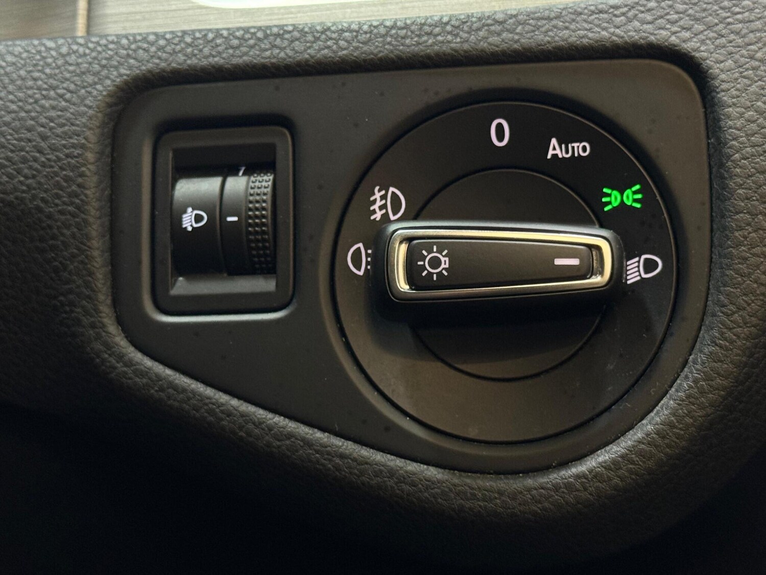 Used Volkswagen Golf for sale - 78047274: Photo 23