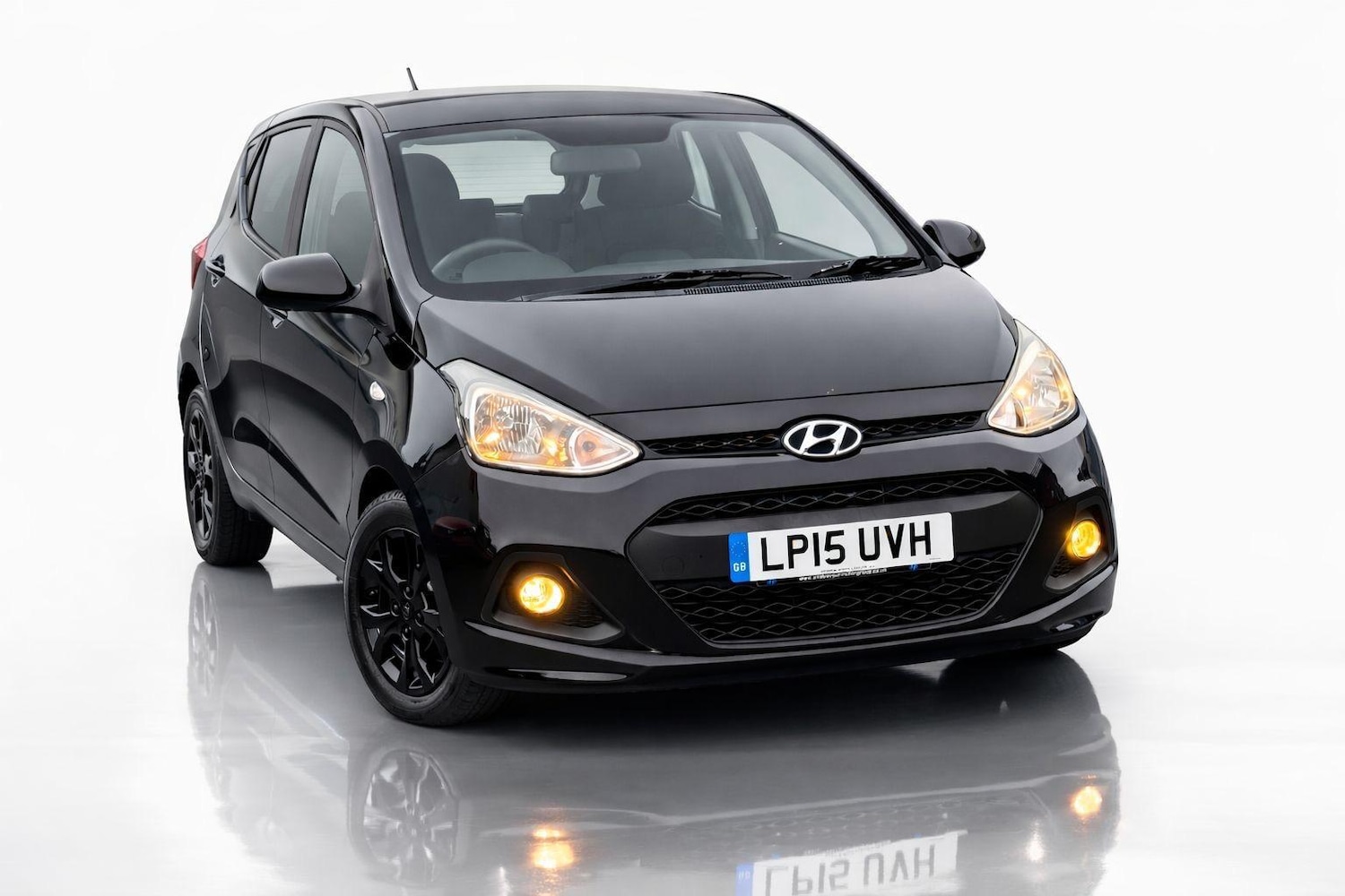 Used Hyundai i10 2015 for sale - 77658735: Photo 1