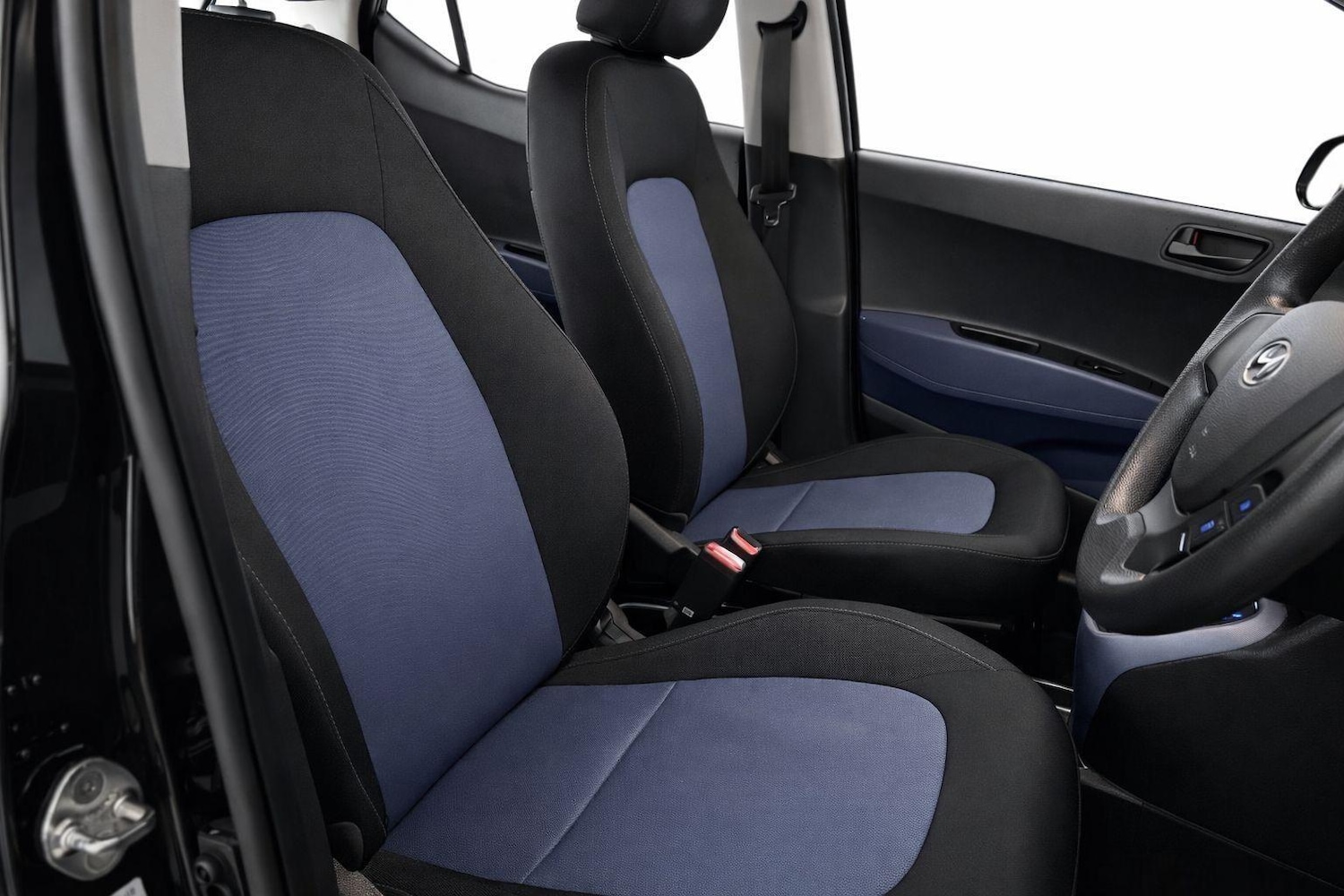 Used Hyundai i10 2015 for sale - 77658735: Photo 11