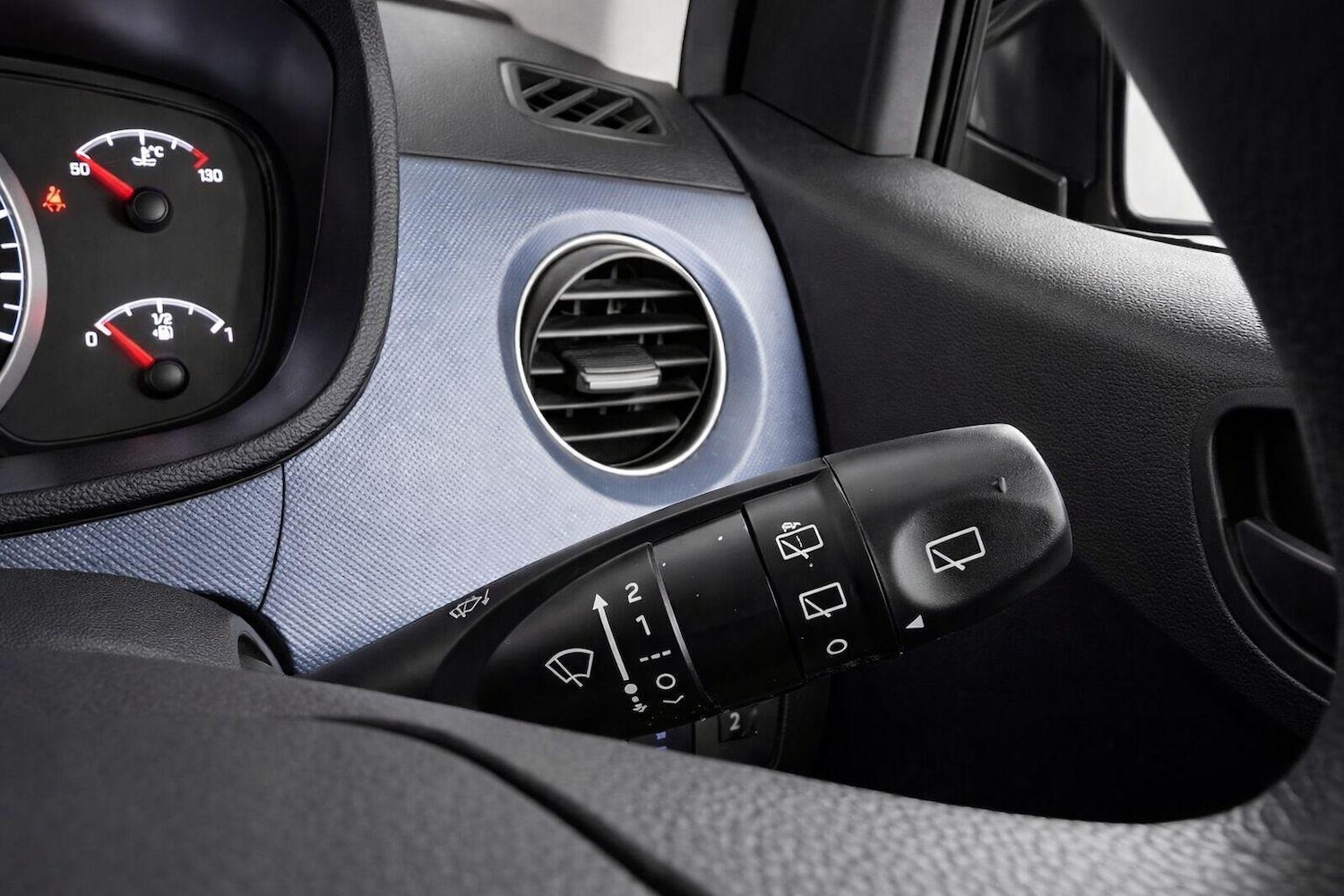 Used Hyundai i10 2015 for sale - 77658735: Photo 13