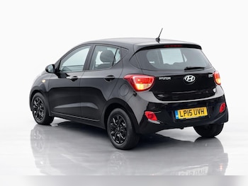 Used Hyundai i10 2015 for sale - 77658735: Photo
