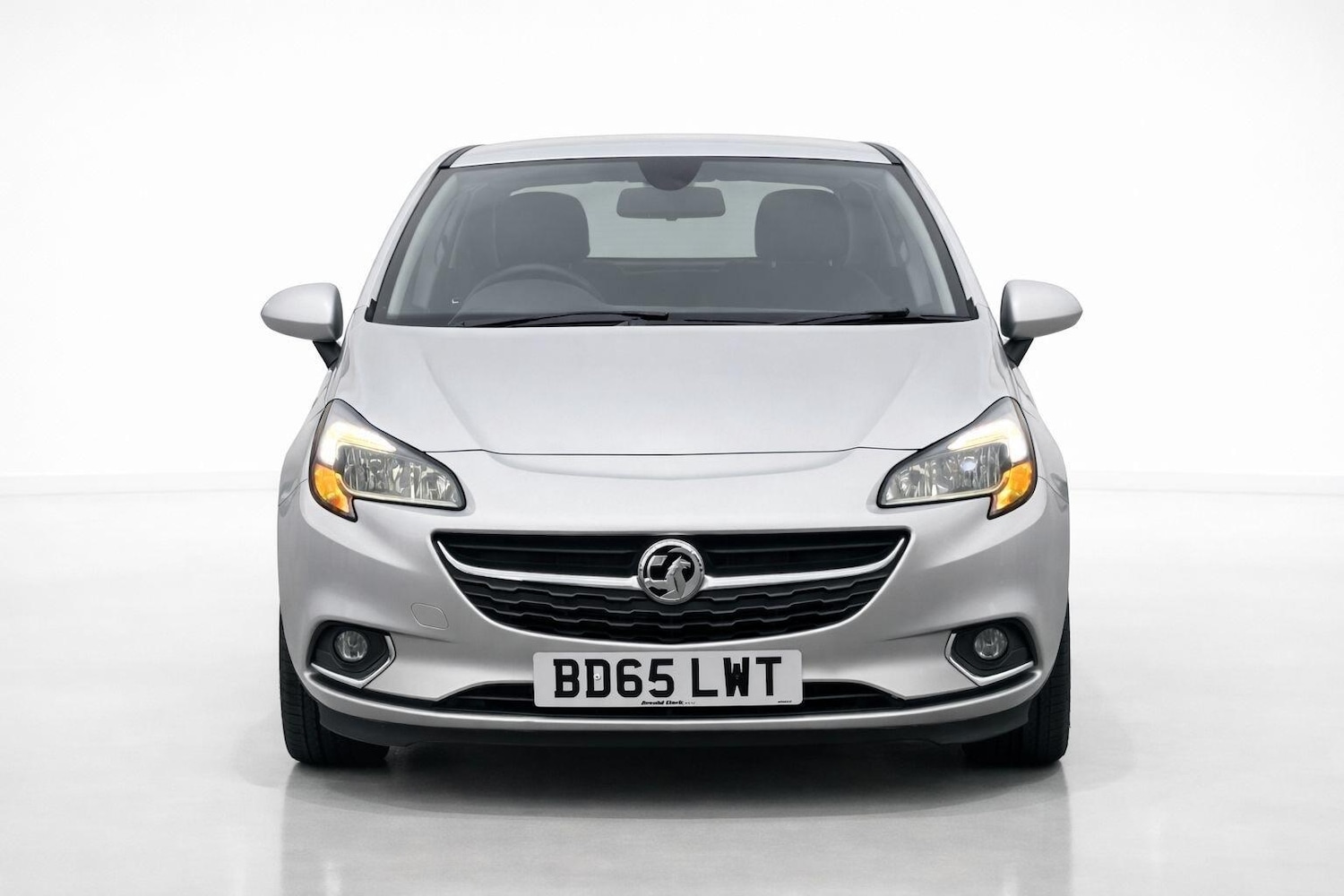 Used Vauxhall Corsa 2015 for sale - 78007873: Photo 2