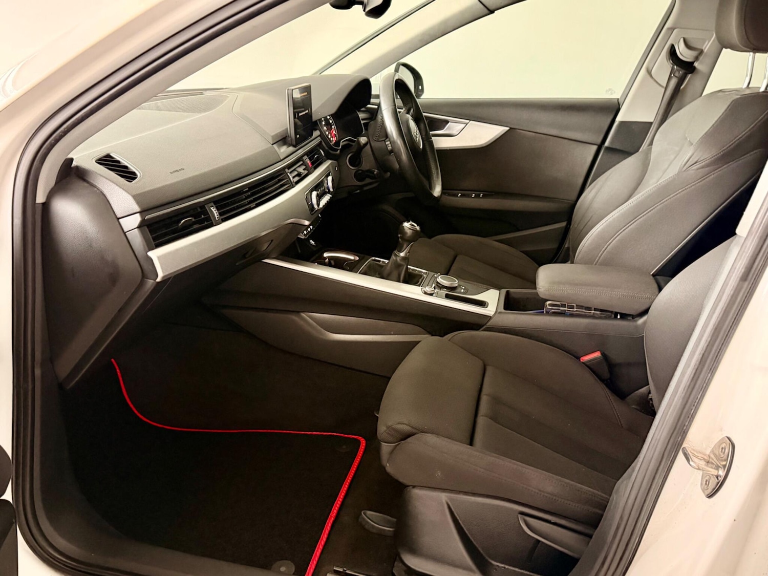 Used Audi A4 2016 for sale - 77892988: Photo 27