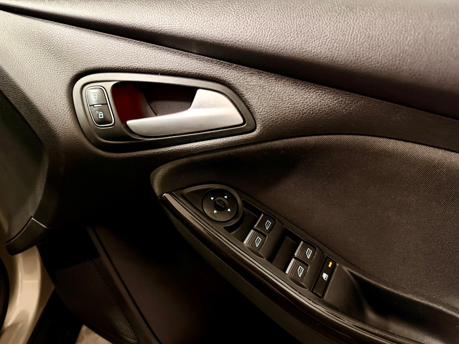 Used Ford Focus for sale - 77657907: Photo 20