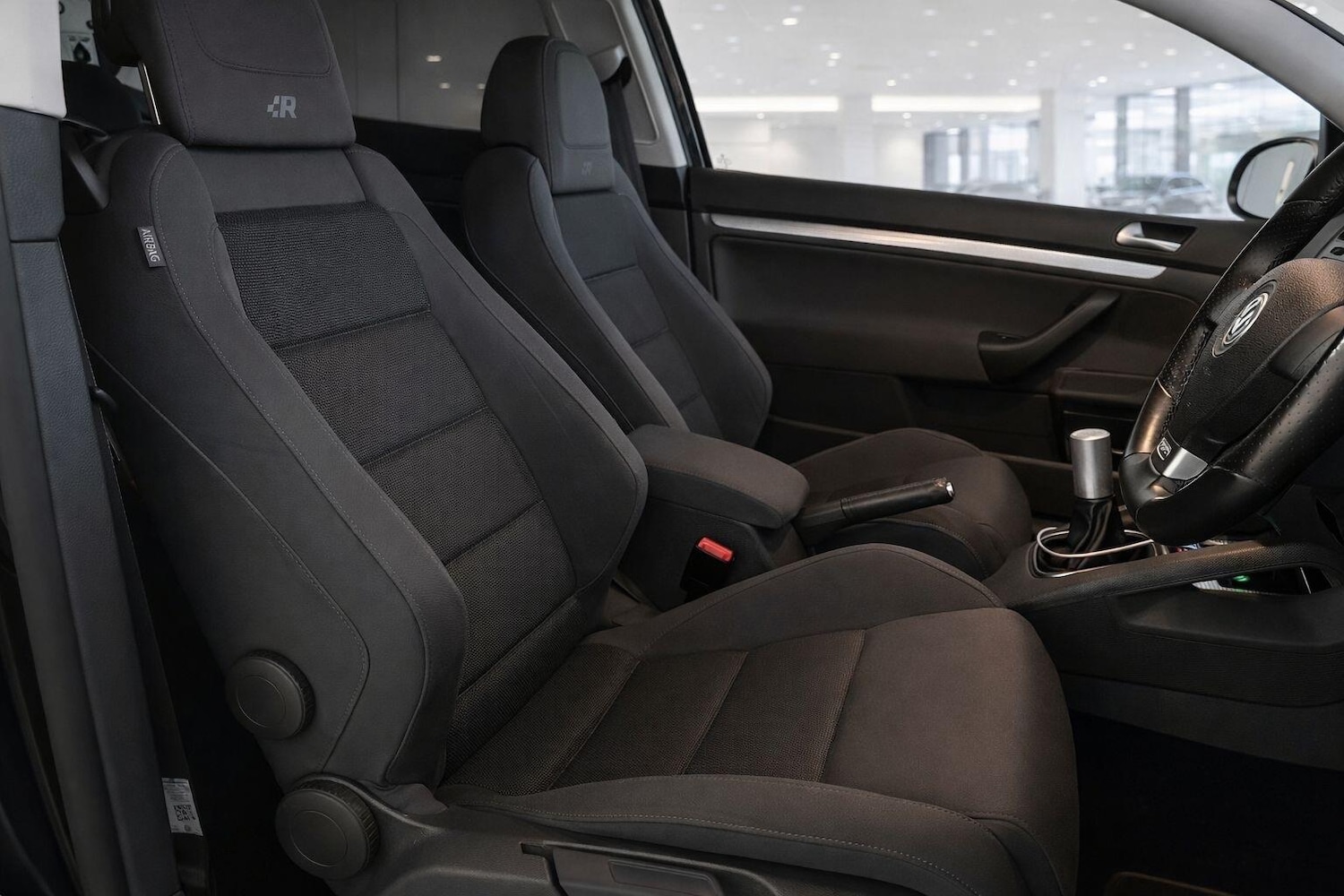 Used Volkswagen Golf 2009 for sale - 77793977: Photo 7