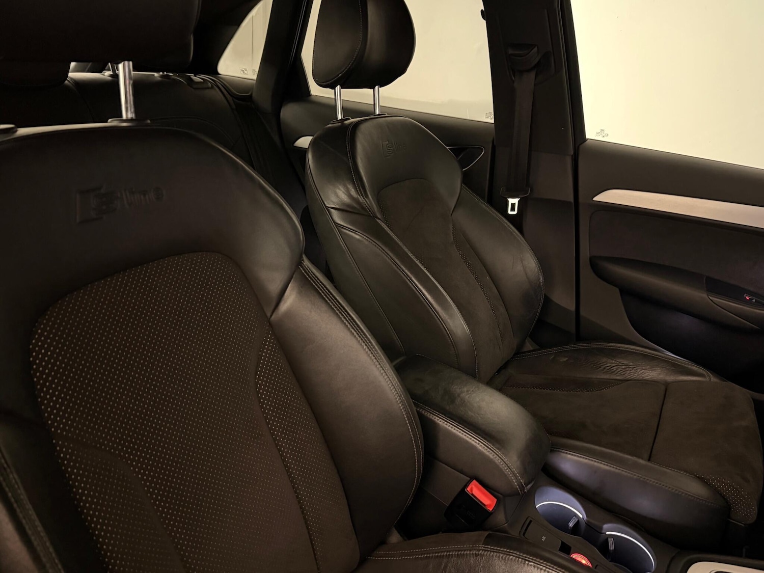 Used Audi Q3 2014 for sale - 77658506: Photo 15