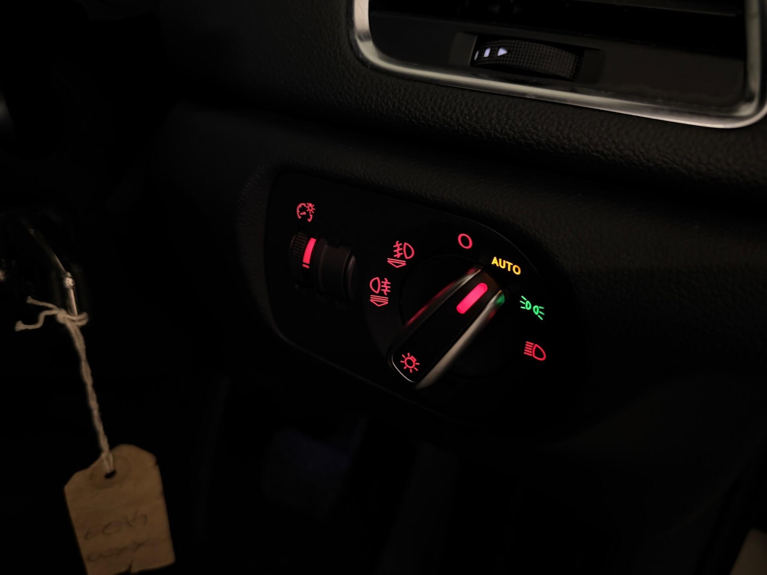 Used Audi Q3 2014 for sale - 77658506: Photo 40