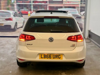 Used Volkswagen Golf 2017 for sale - 78830251: Photo