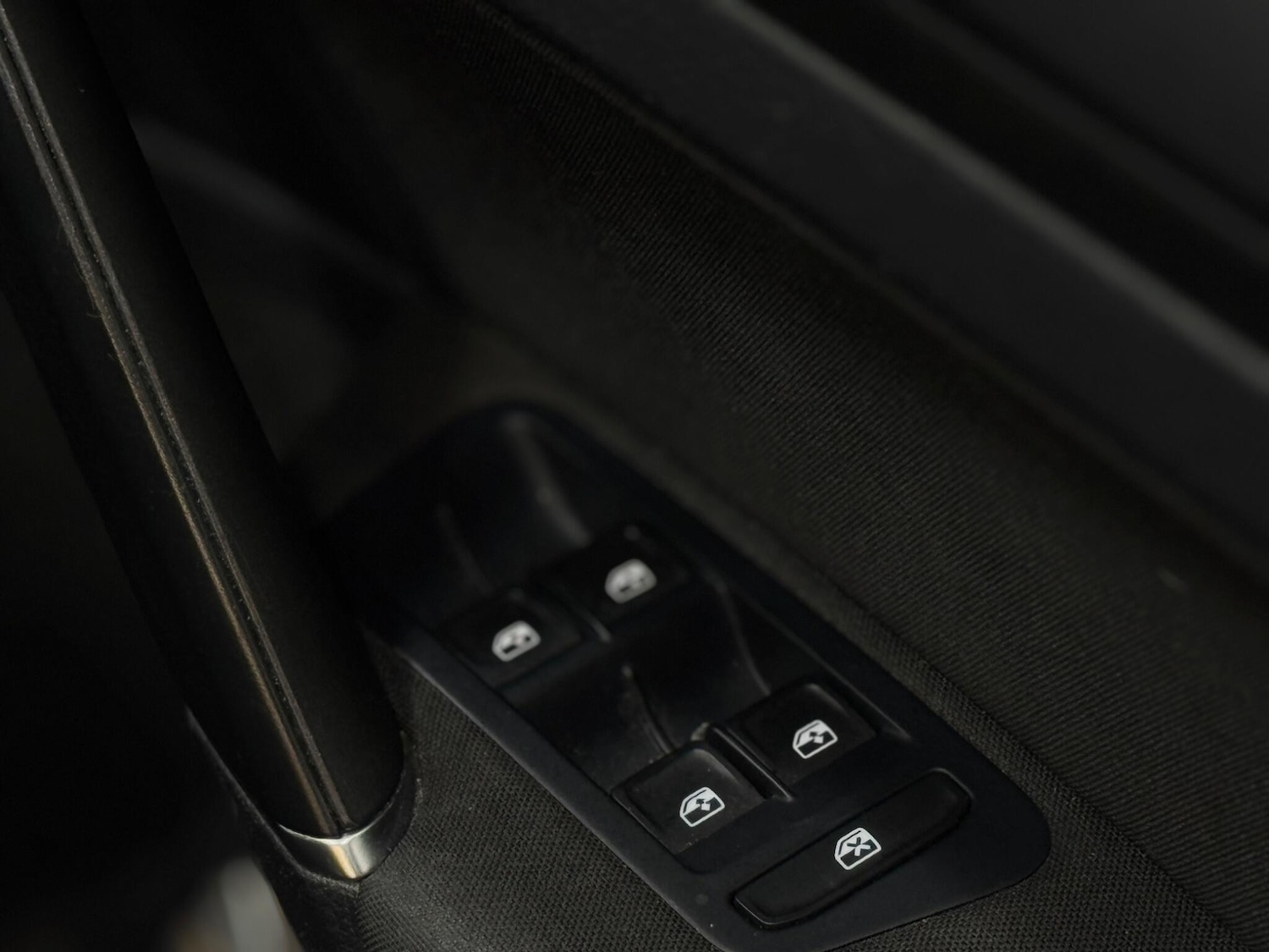 Used Volkswagen Golf 2017 for sale - 77940136: Photo 18