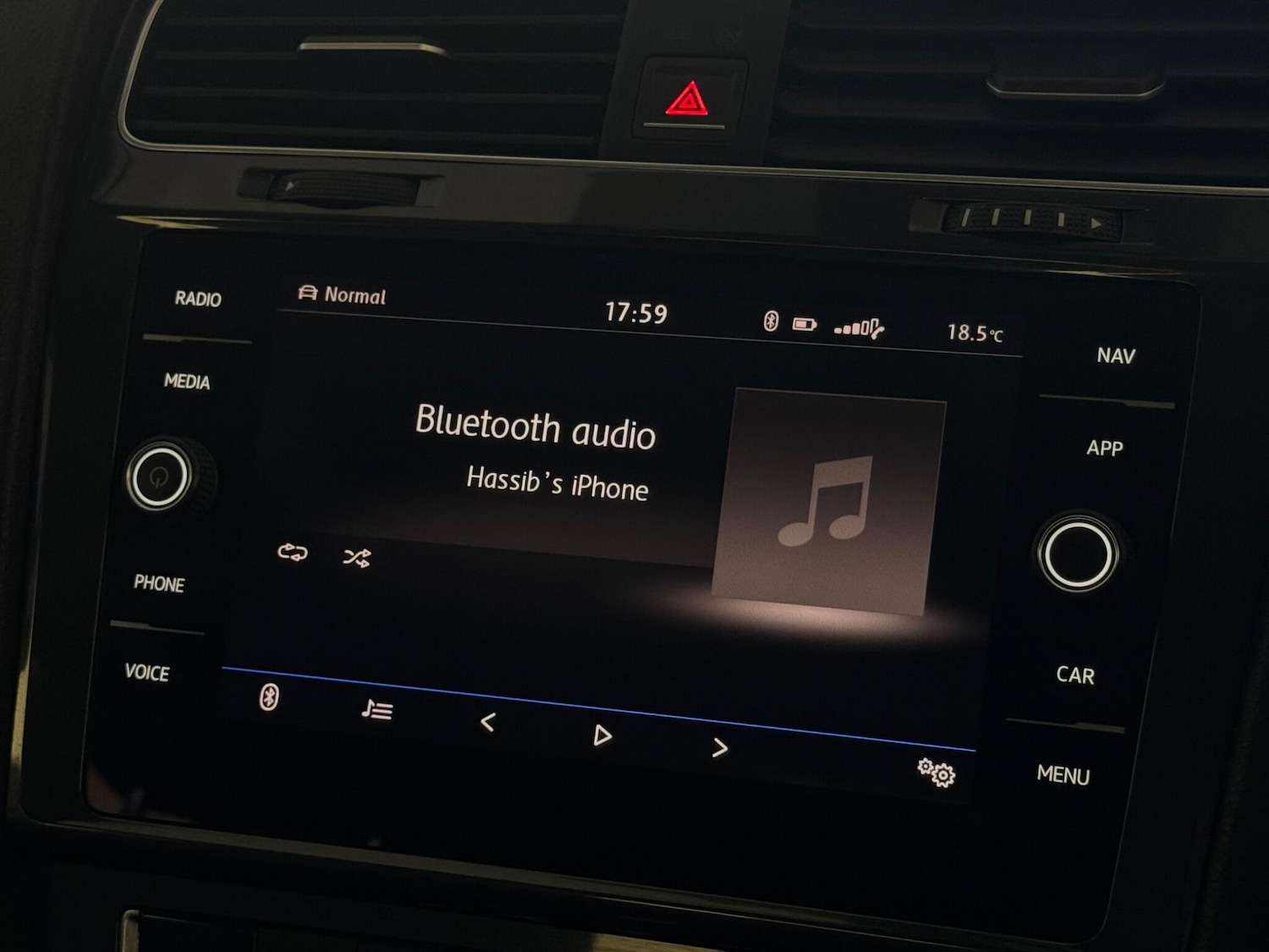 Used Volkswagen Golf 2017 for sale - 77940136: Photo 30