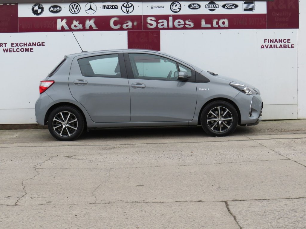 Used Toyota Yaris 2018 for sale - 77080382: Photo 3