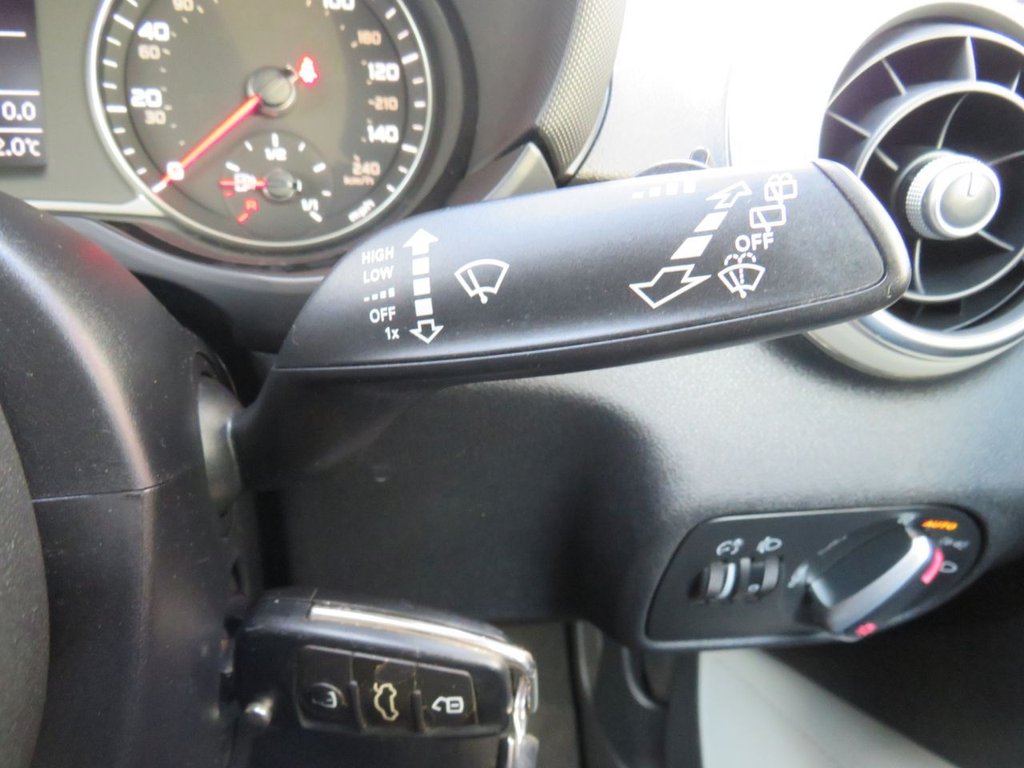 Used Audi A1 2011 for sale - 77053637: Photo 20