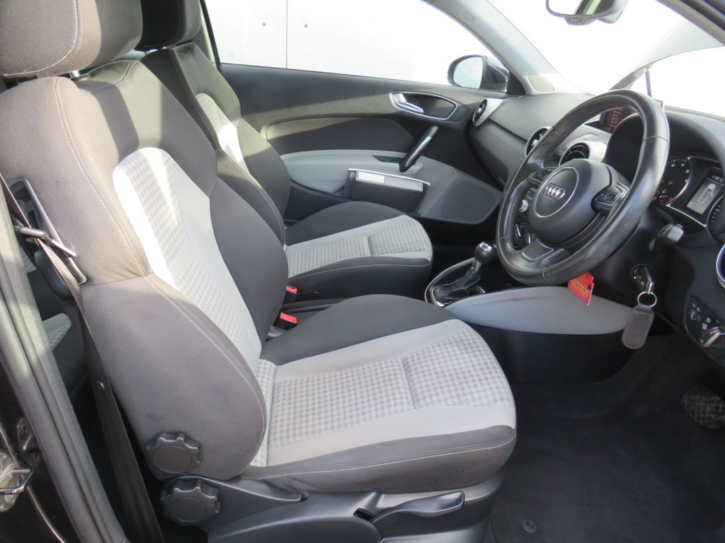 Used Audi A1 2011 for sale - 77053637: Photo 7