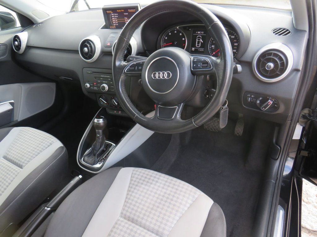 Used Audi A1 2011 for sale - 77053637: Photo 9