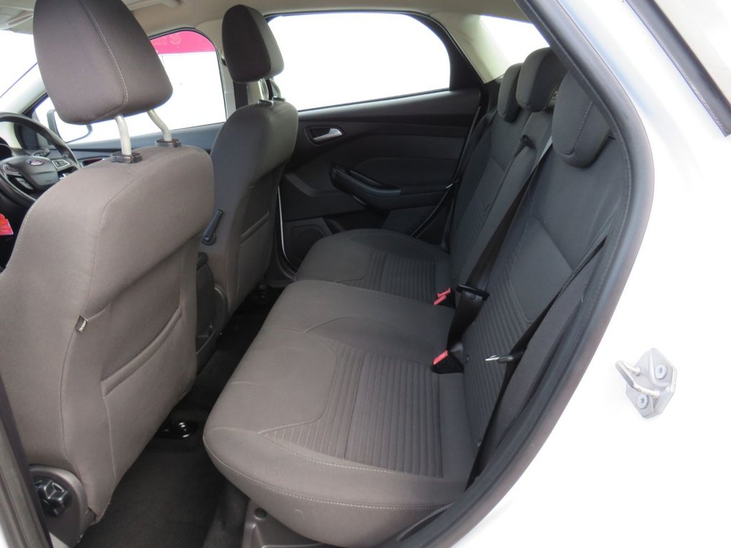 Used Ford Focus 2015 for sale - 76950377: Photo 10