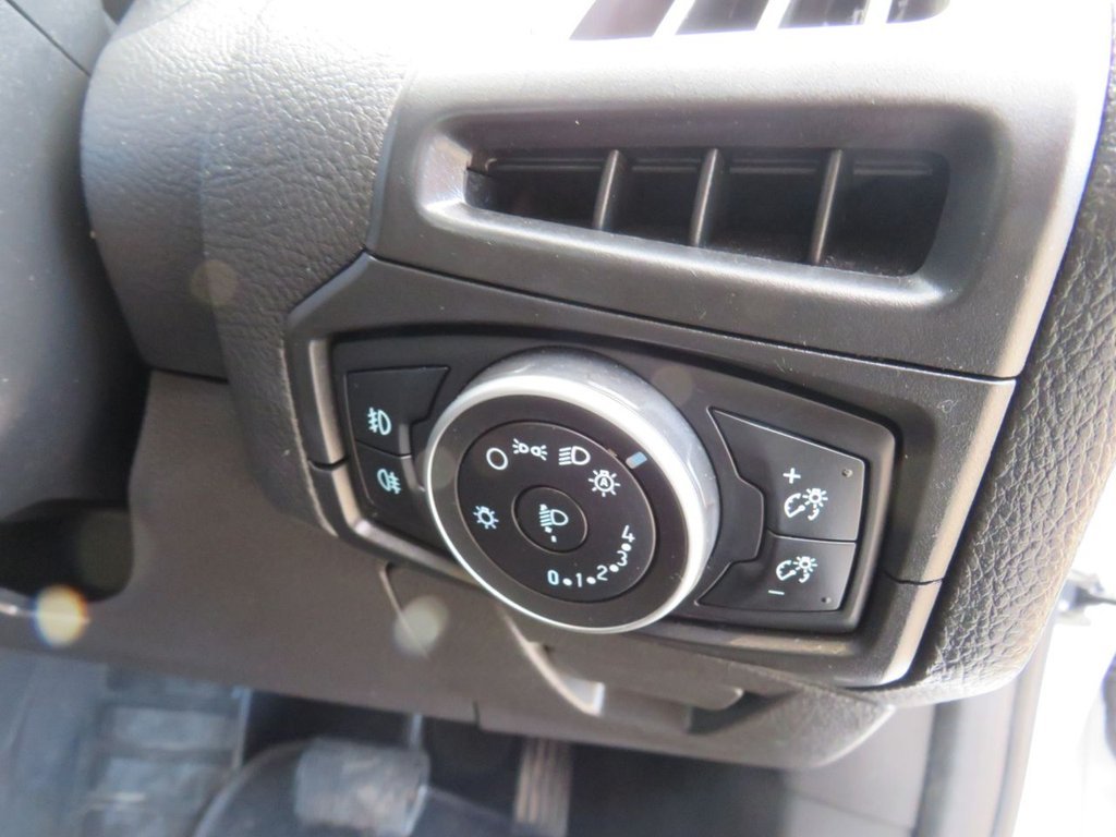 Used Ford Focus 2015 for sale - 76950377: Photo 21