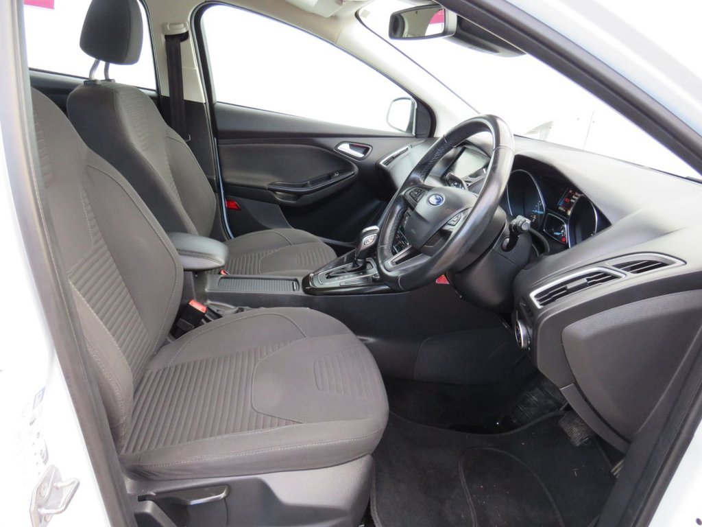 Used Ford Focus 2015 for sale - 76950377: Photo 7