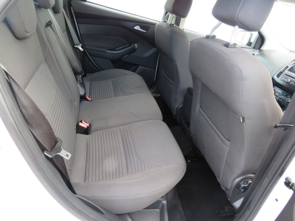 Used Ford Focus 2015 for sale - 76950377: Photo 8