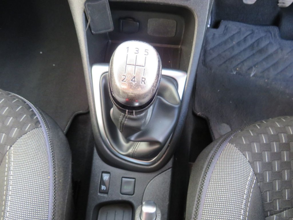 Used Renault Captur 2017 for sale - 76520758: Photo 14