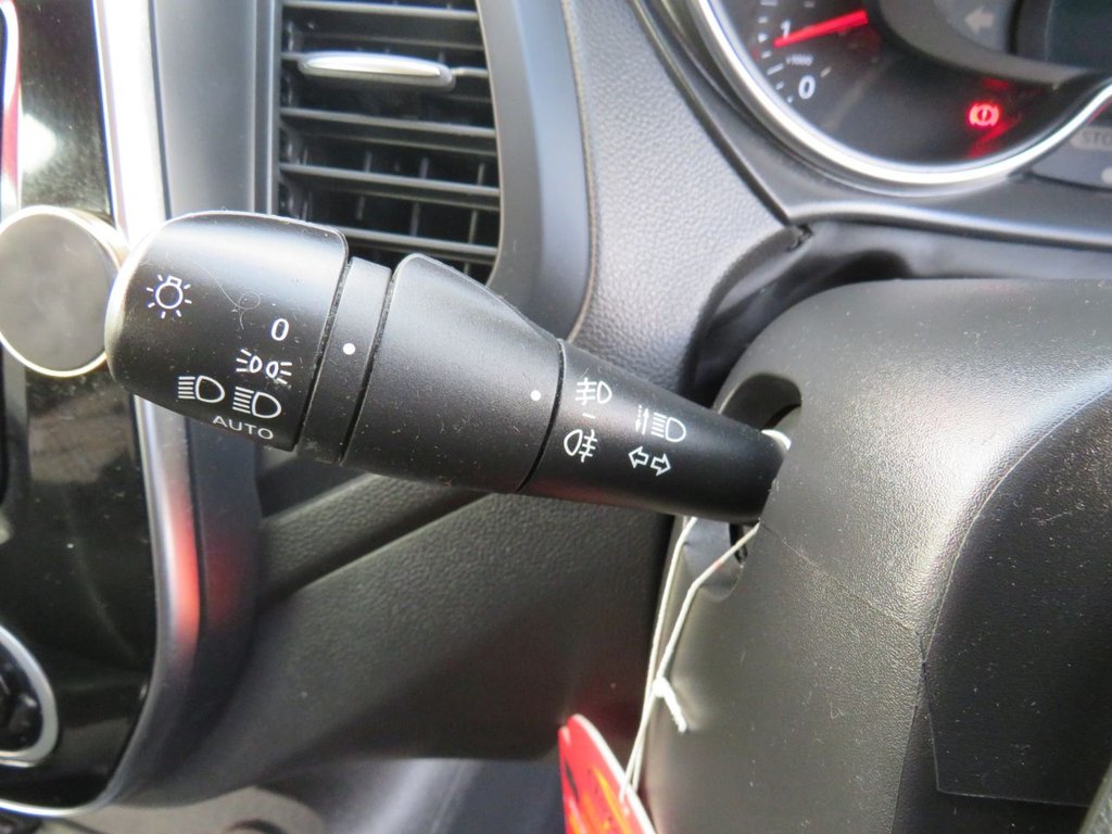 Used Renault Captur 2017 for sale - 76520758: Photo 17