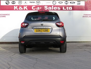 Used Renault Captur 2017 for sale - 76520758: Photo