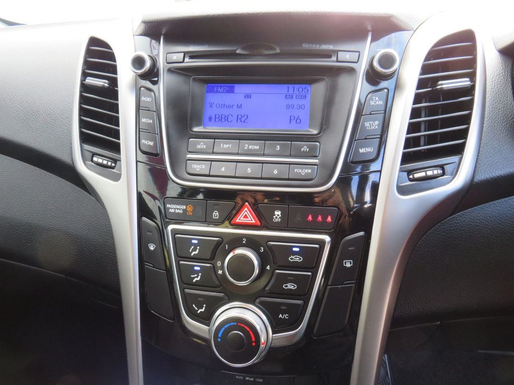 Used Hyundai i30 2014 for sale - 76482362: Photo 15