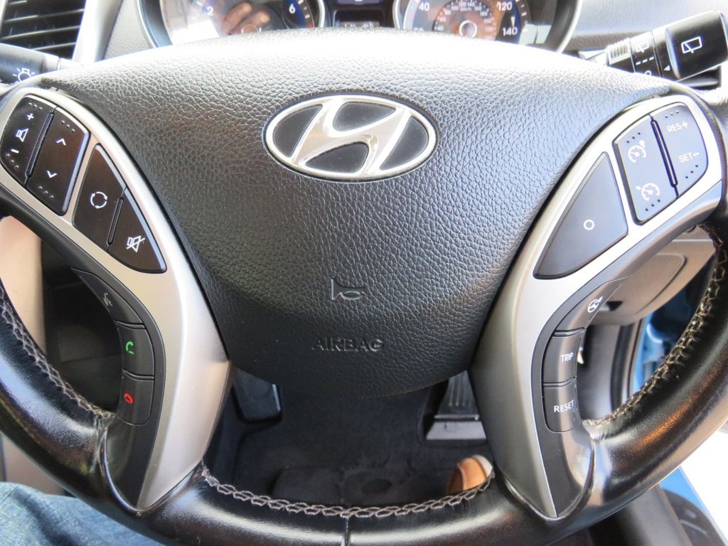 Used Hyundai i30 2014 for sale - 76482362: Photo 16