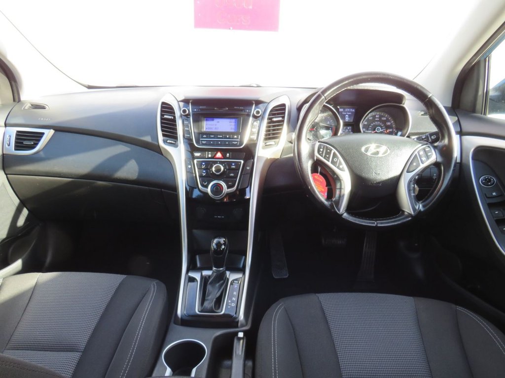 Used Hyundai i30 2014 for sale - 76482362: Photo 2