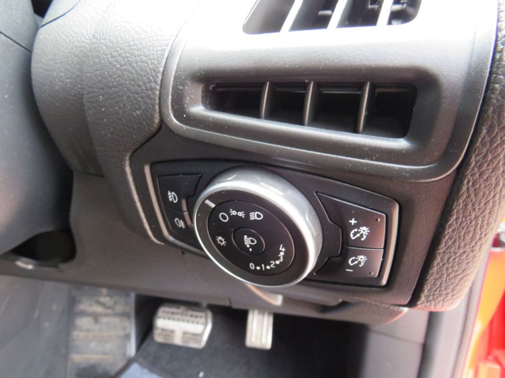 Used Ford Focus 2018 for sale - 77437182: Photo 17