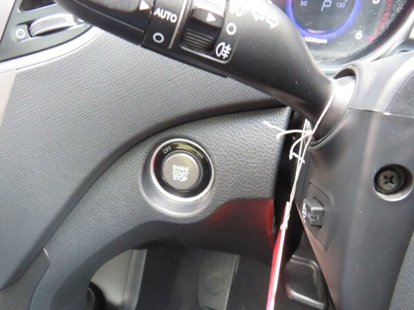 Used Hyundai Santa Fe 2015 for sale - 75745942: Photo 23