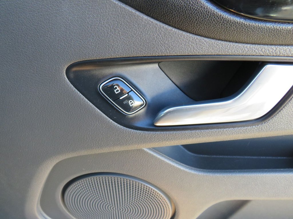 Used Ford Transit Custom 2019 for sale - 76740360: Photo 19