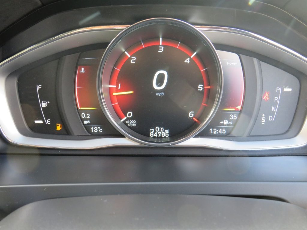 Used Volvo V60 2015 for sale - 76386200: Photo 12