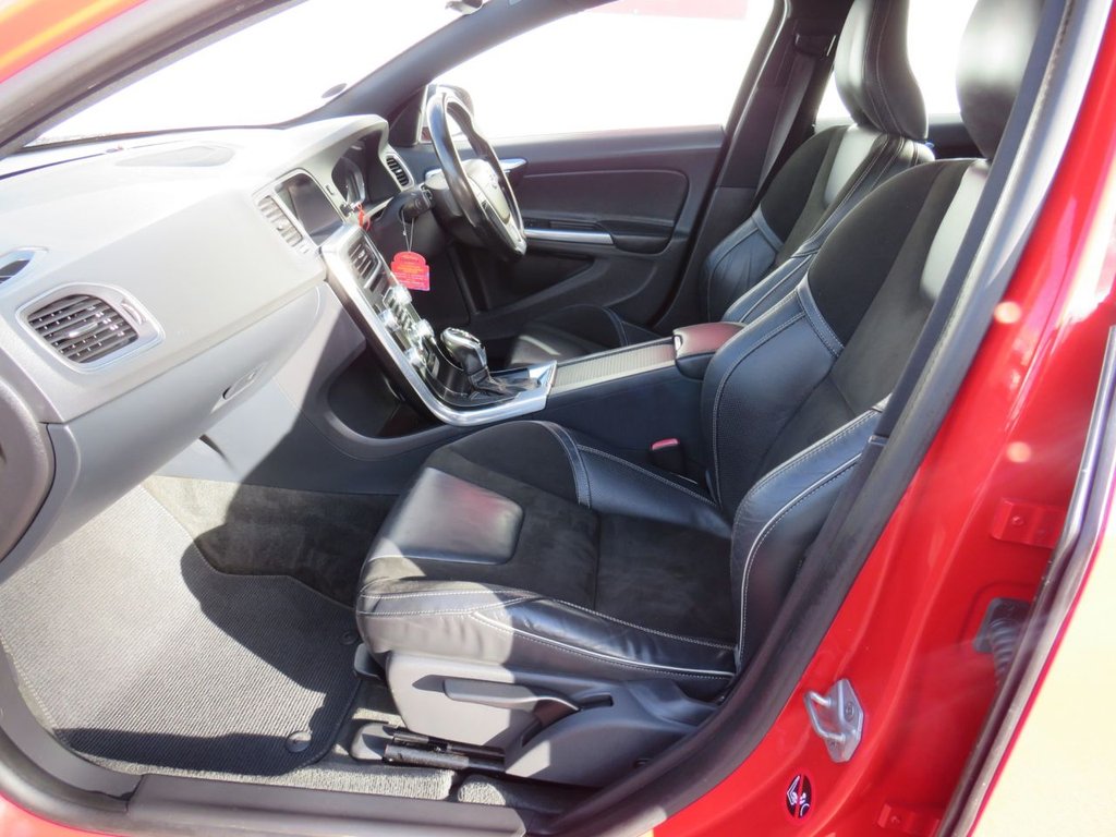 Used Volvo V60 2015 for sale - 76386200: Photo 9