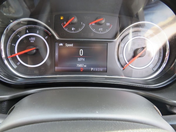 Used Vauxhall Insignia 2015 for sale - 75487830: Photo 12