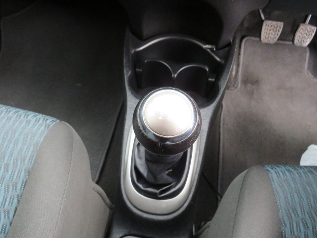 Used Toyota Yaris 2012 for sale - 77636666: Photo 14