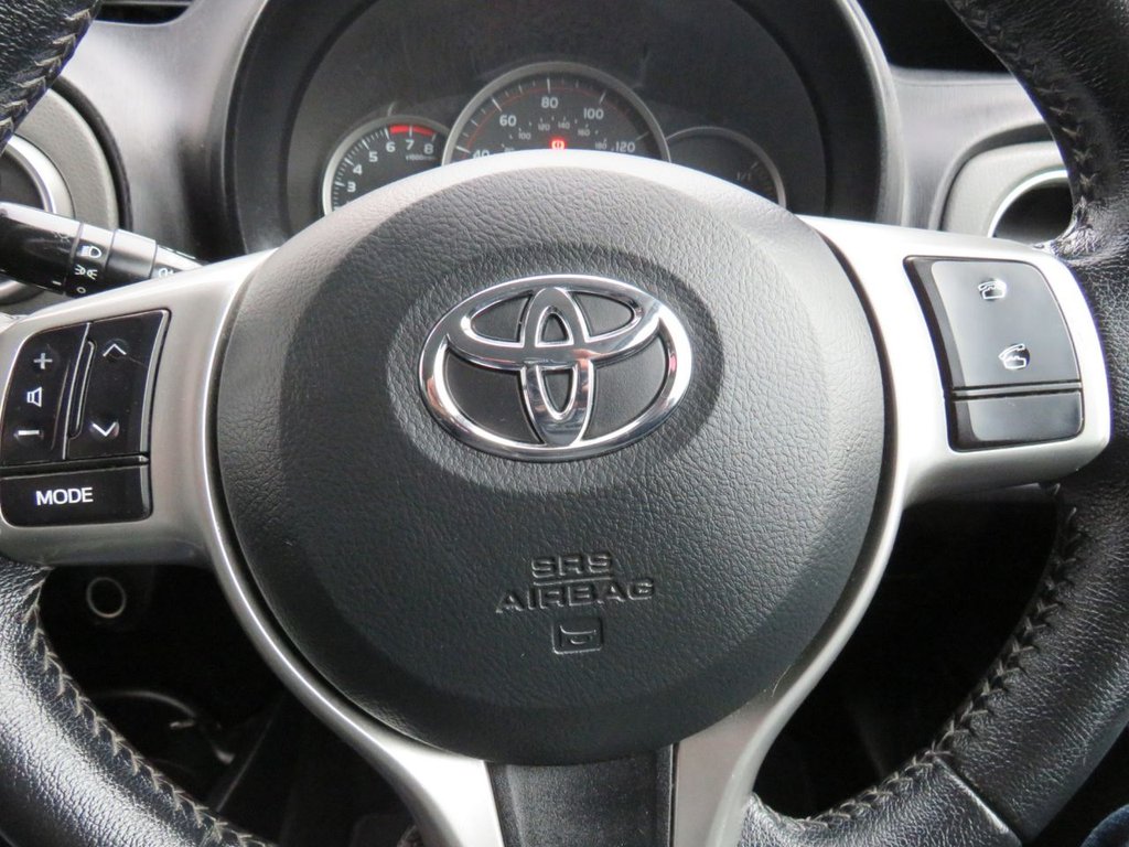 Used Toyota Yaris 2012 for sale - 77636666: Photo 17