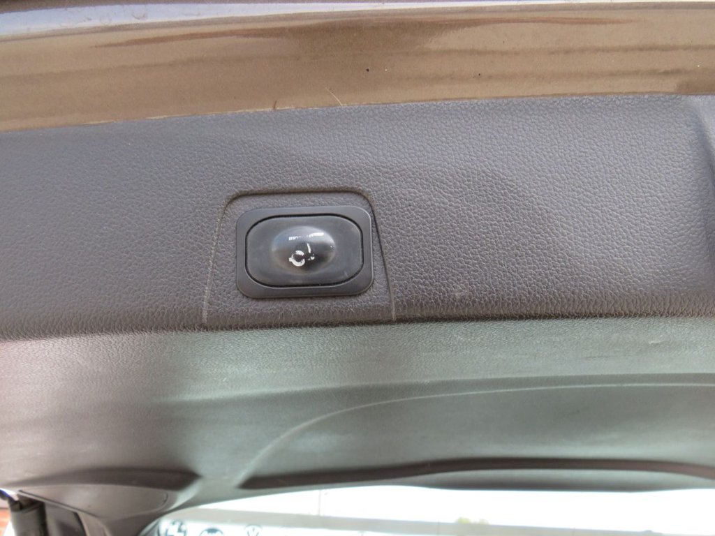 Used Ford Grand C-Max 2018 for sale - 76245286: Photo 24